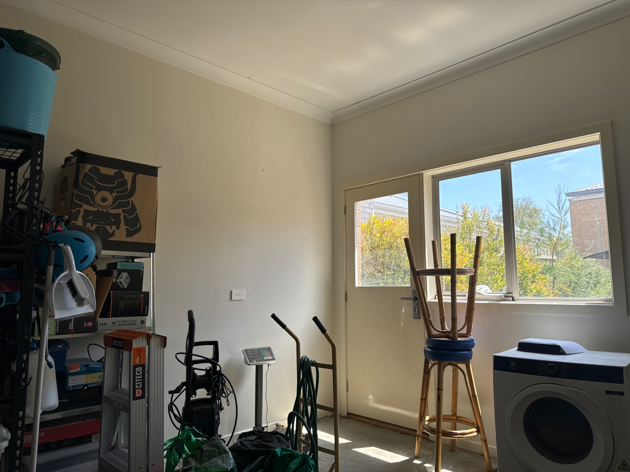 Interior garage original